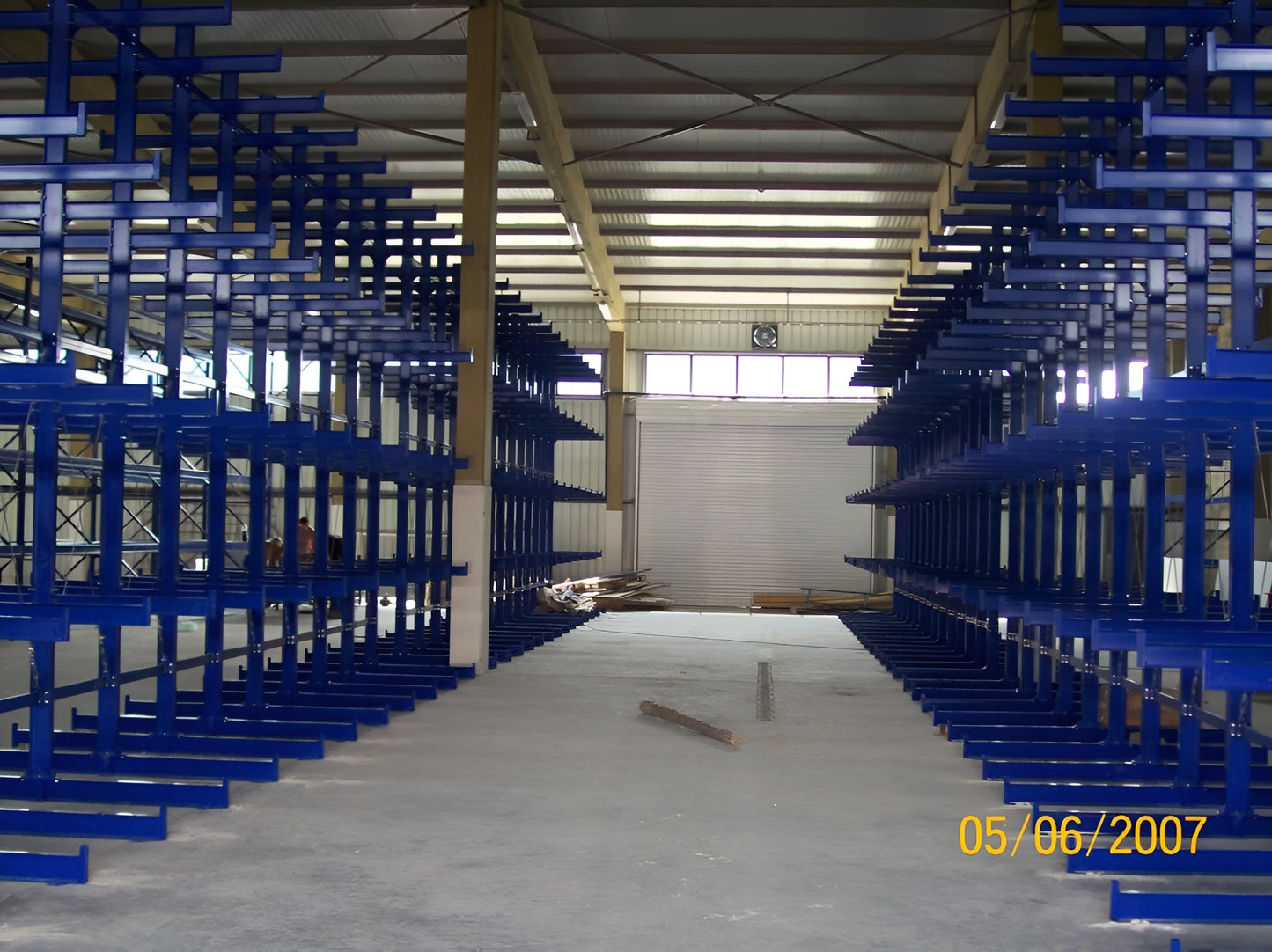 Konsol Kollu Raf Sistemi (Cantilever Raf Sistemi)